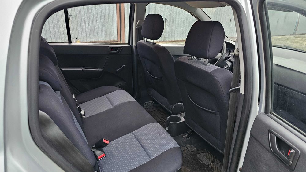 Hyundai Getz 1.1 2009 r. 107000 km, klima, czujniki parkowania