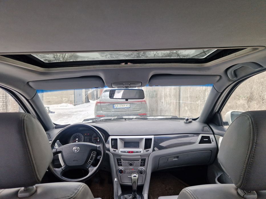 Продам Brilliance BS4 2010 1.8бенз