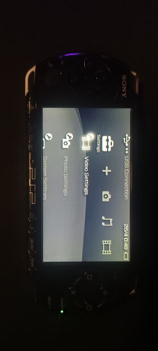 Psp-3004 (64gb modded: RetroArch)