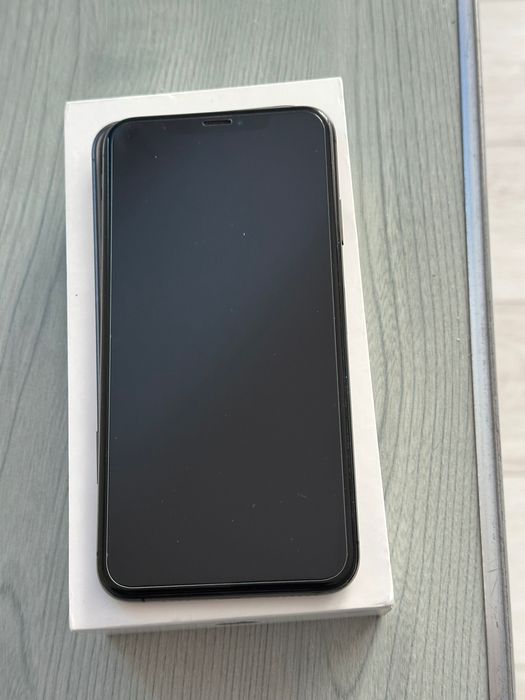 iPhone XS Max jak nowy