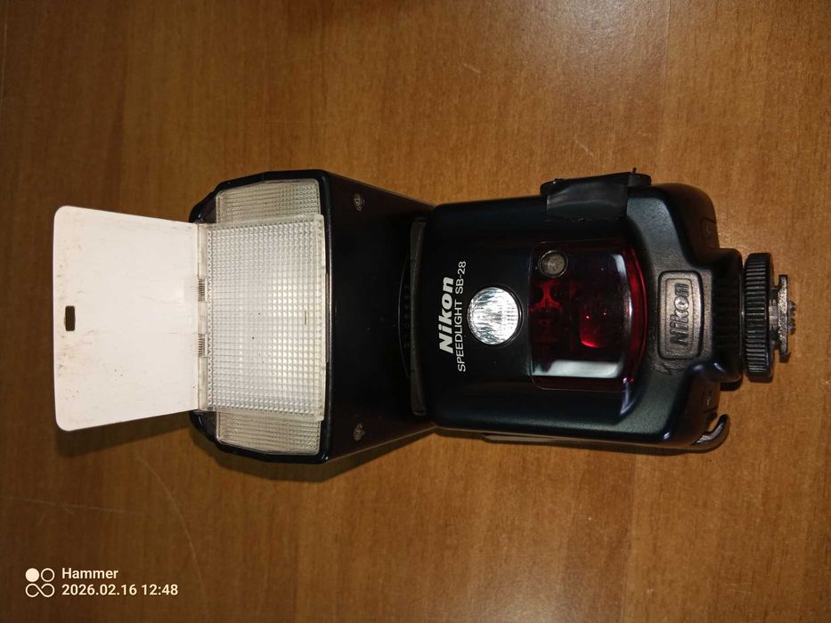 Lampa błyskowa Nikon Speedlight SB-28
