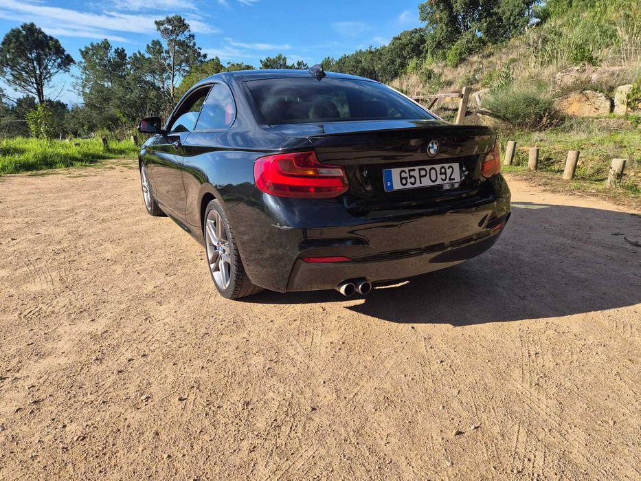 BMW 220D Coupé F22