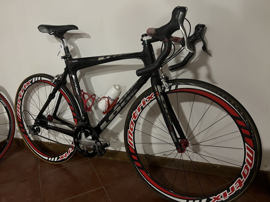 Bicicleta Estrada Look carbono