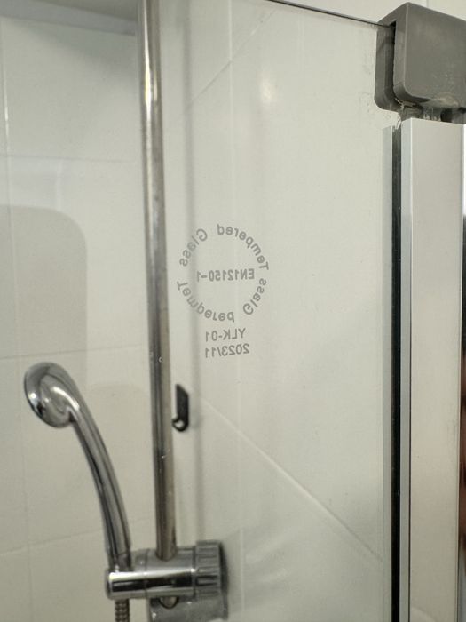 Painel Duche Lateral 76/130cm