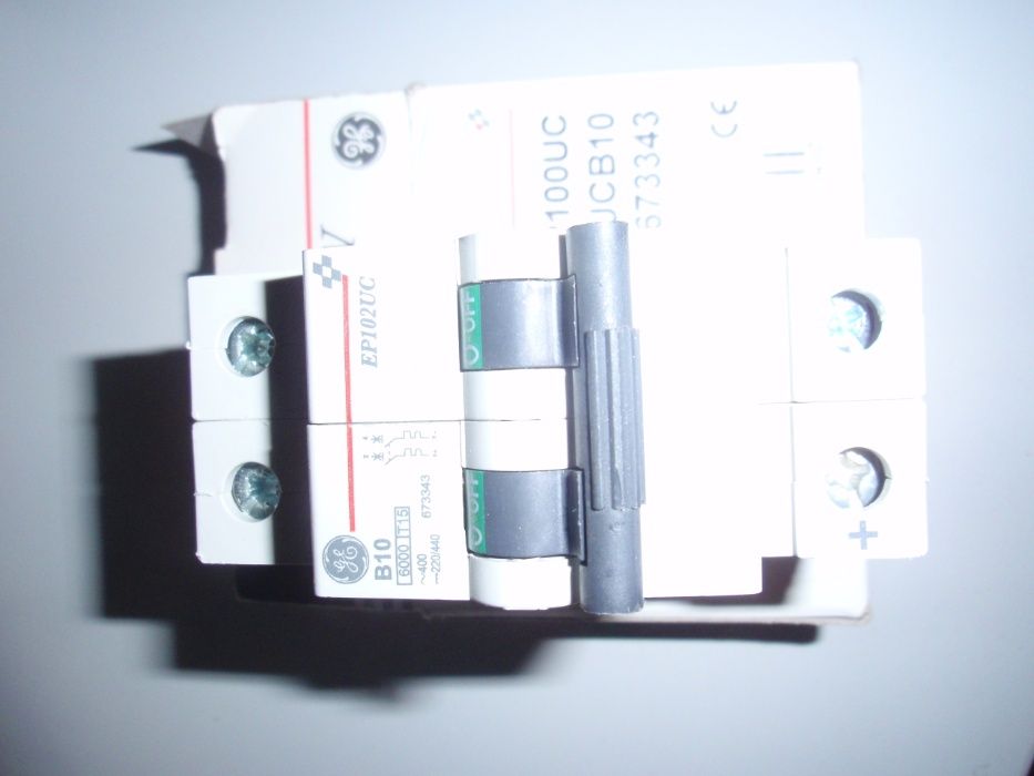 Wyłączniki nadprądowe np. do fotowoltaiki.