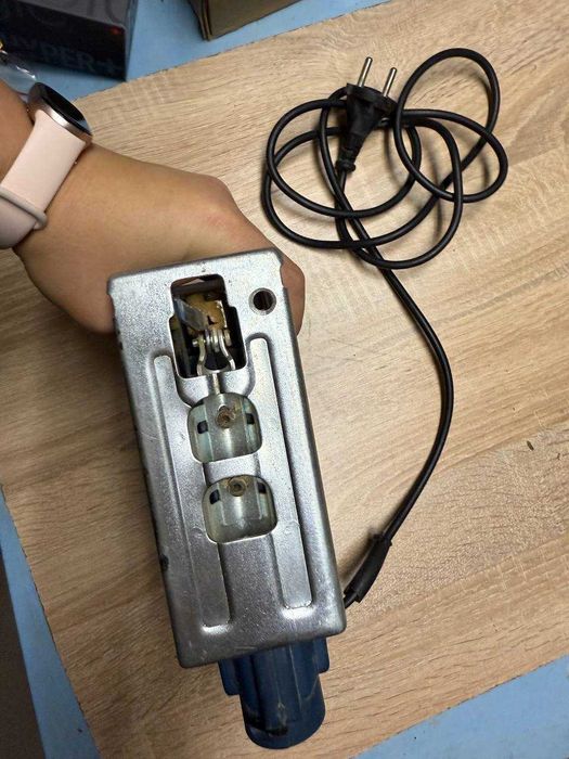 Wyrzynarka elektryczna Pegasus 400W – sprawna