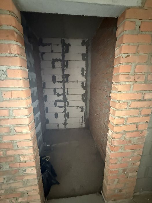 Трикімнатна квартира, Мінімальне оф, 90 м2
