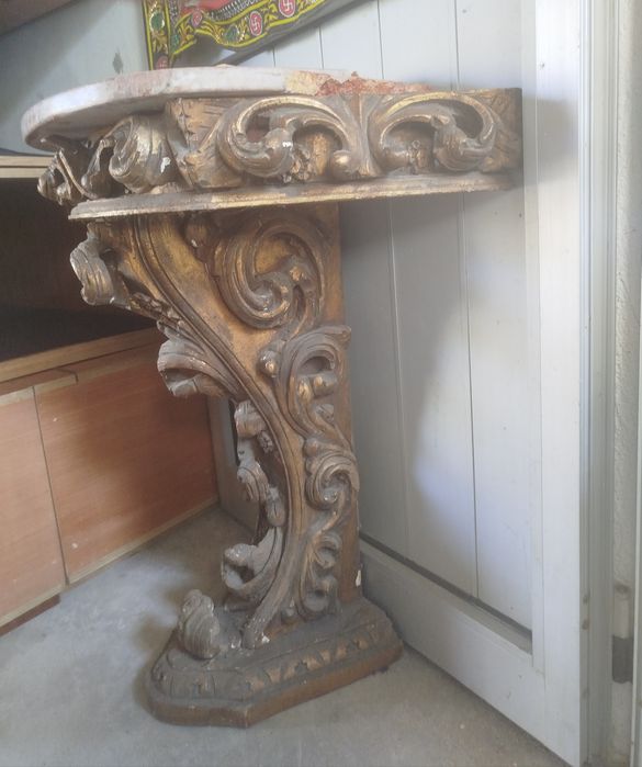 Mesa trabalhada Vintage