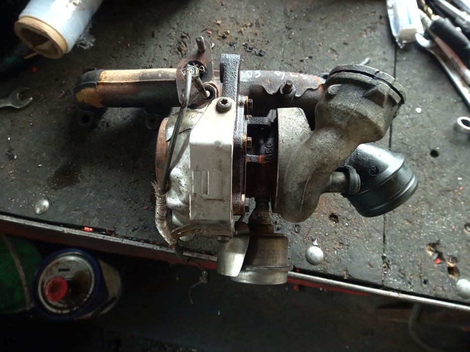 Golf 5 audi a3 8p turbo turbosprężarka 1.9 TDI