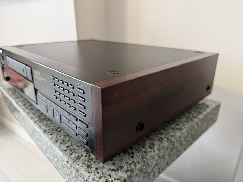 Odtwarzacz CD Sony CDP-X222ES z prestiżowej serii ES Elevated Standard
