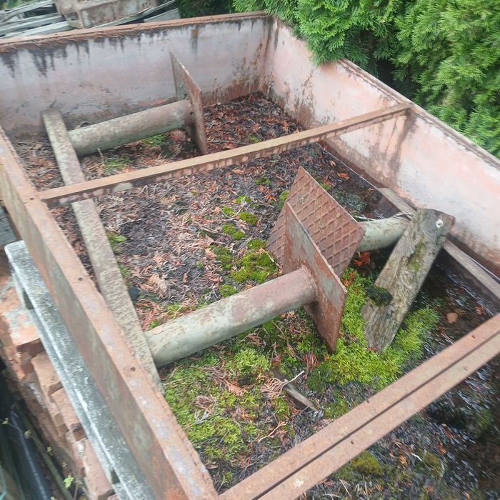 Zbiornik stalowy otwarty 2m x 1m x 0.3m