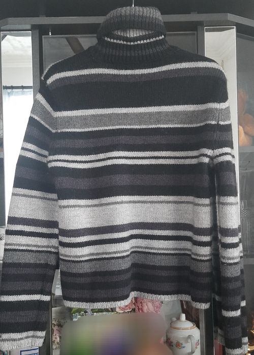 Светр з вовни мериноса дуже товстої в'язки