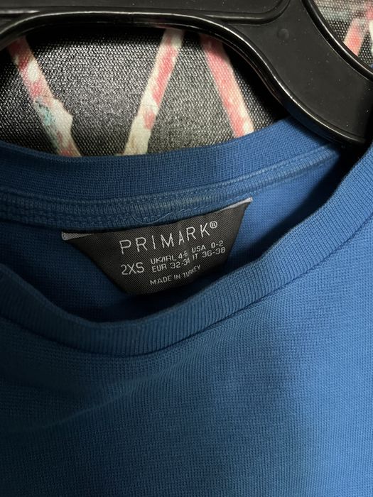 Damska koszulka t-shirt na krótki rękaw top z nadrukiem ust Primark