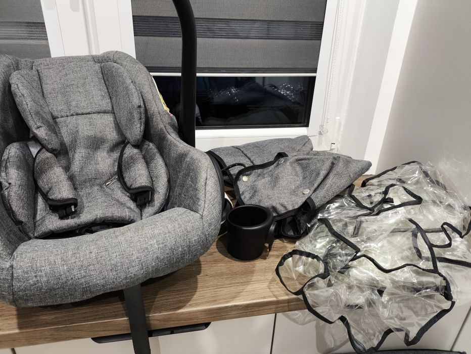Wózek dziecięcy Fotelik samochodowy Gondola