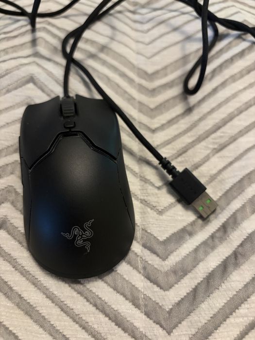 Razer Viper Mini Gaming Mouse – Excelente Estado