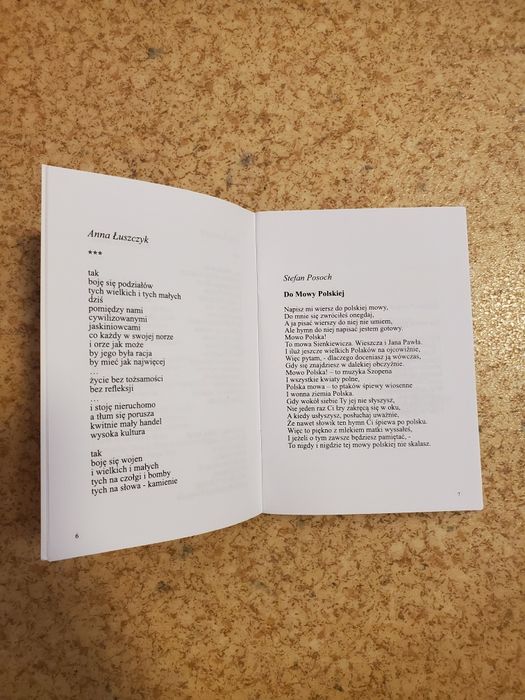 Poeci dla Niepodległej tomik wierszy