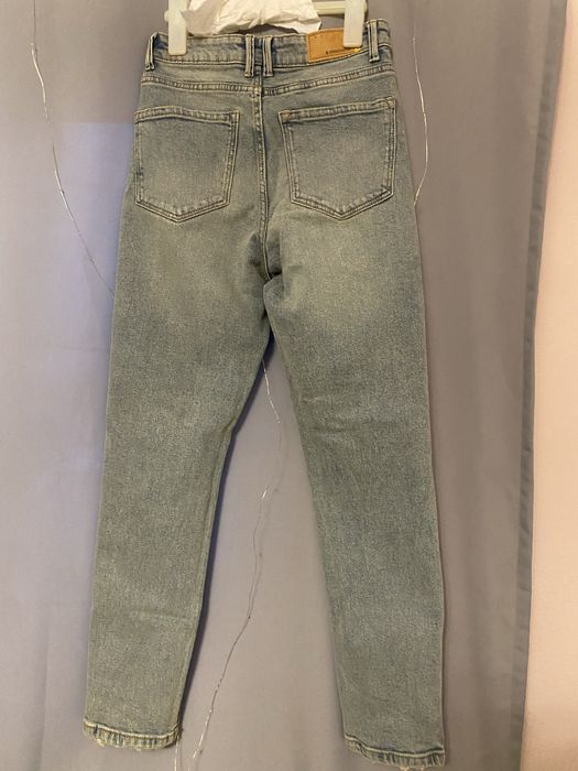 Spodnie jeansy z wysokim stanem