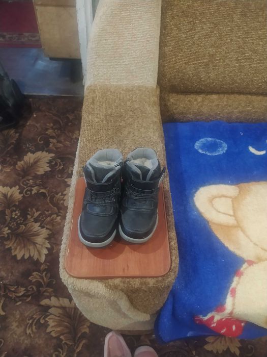 Зимові сапожкі для хлопчика.
