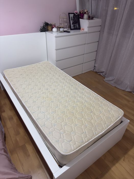 Colchão - 180 x 90cm