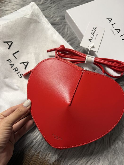 Designerska torebka Alaïa Paris serce red bag
