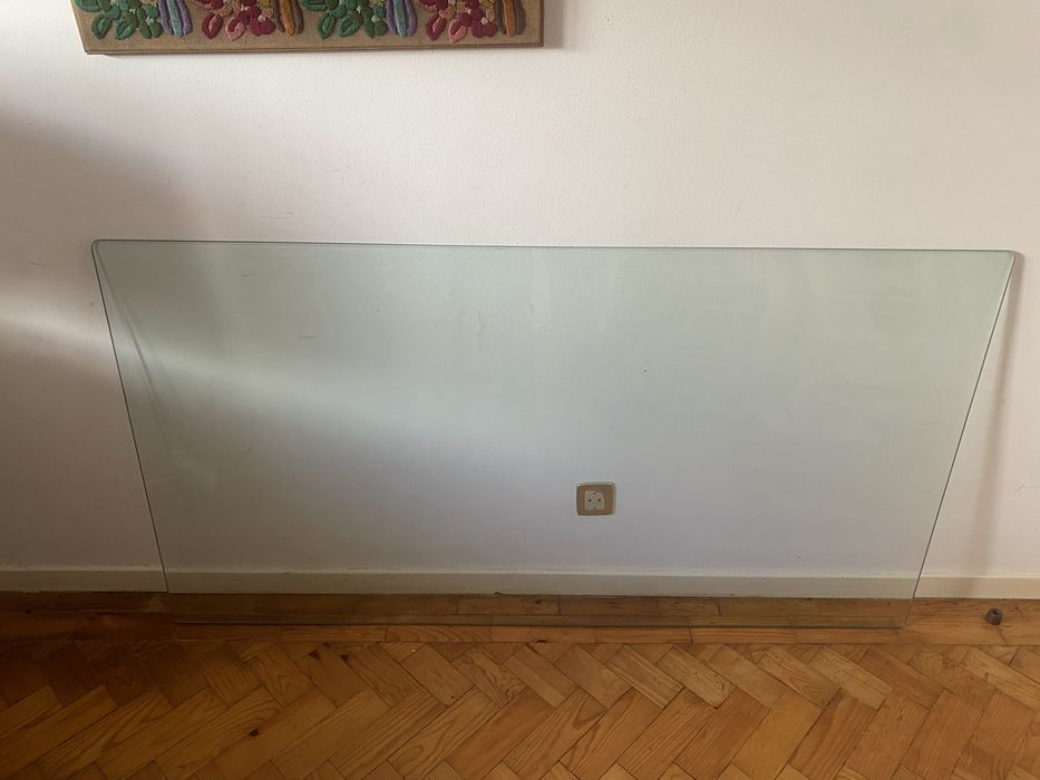 Mesa vidro temperado 150x80 cm, duas pecas. Cada uma a 40€