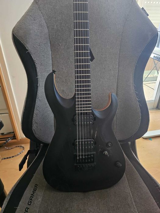 Cort KX700 Evertune Open Pore Black