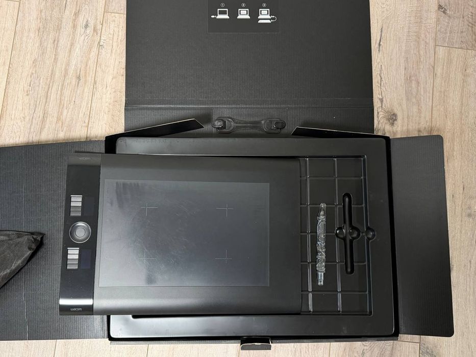 Графический планшет Wacom Intuos 4 L PTK-840