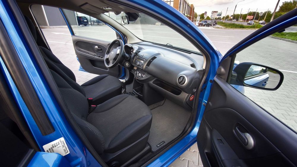 Nissan Note / 1,4 бензин / 2007