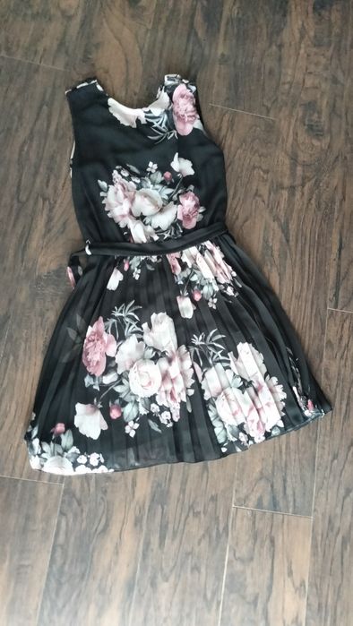 Sukienka z Shein S w kwiaty
