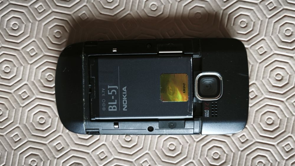 Nokia C3 em bom estado. Carregador original