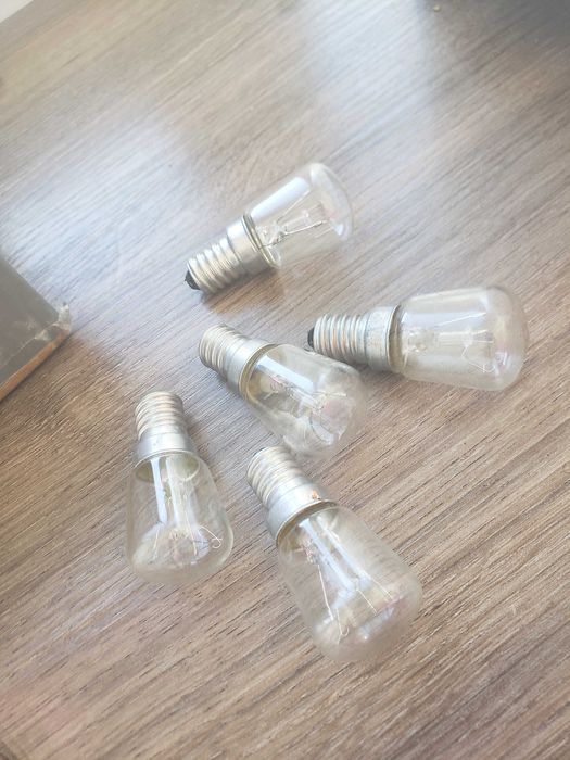 Лампочки ІСКРА до холодильника або швейної машинки