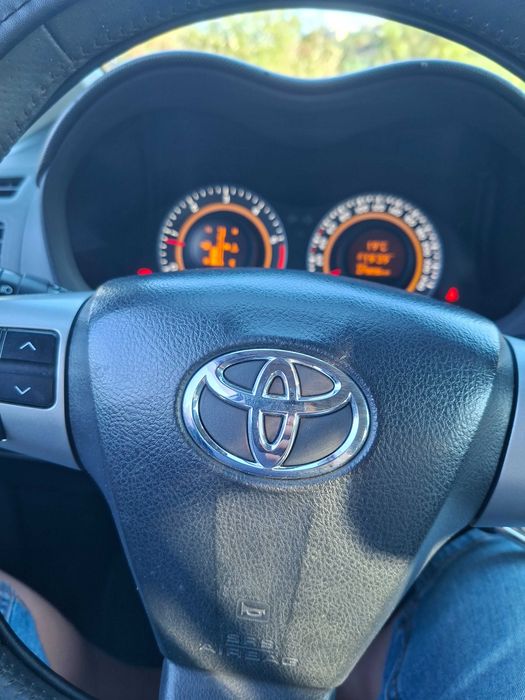 Toyota Auris — fotografia 6