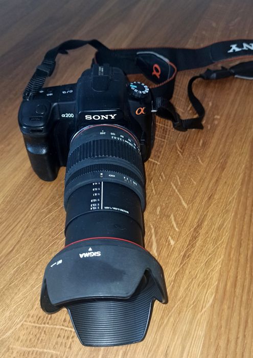 Sony Alfa 200  lustrzanka cyfrowa