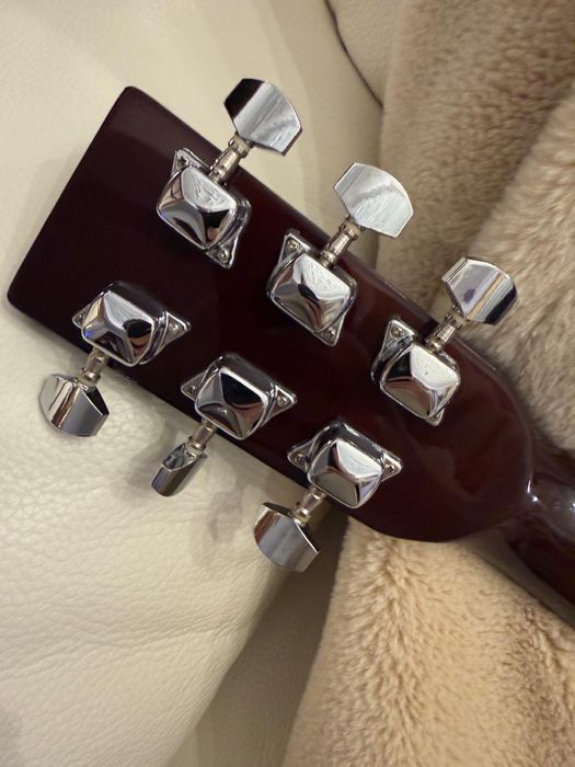 Guitarra acústica ART-Z