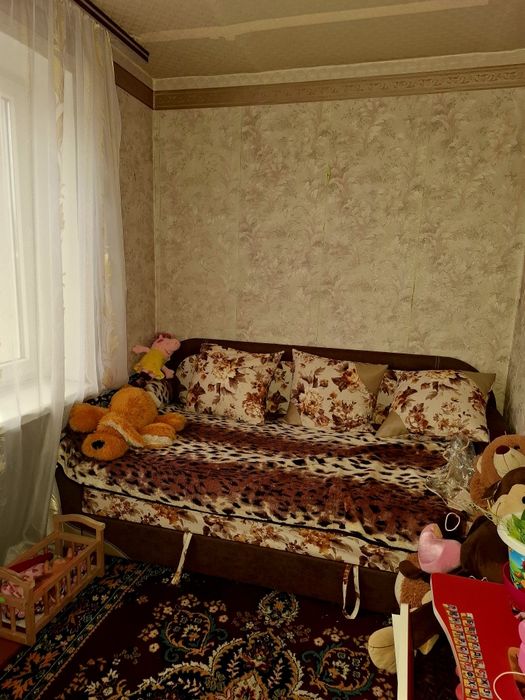 Продається квартира(частина будинку)смт.Кирнасівка,Вінницька область.