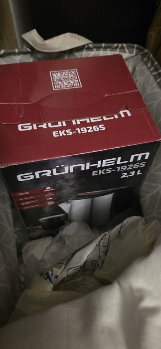 Електрочайник GRUNHELM