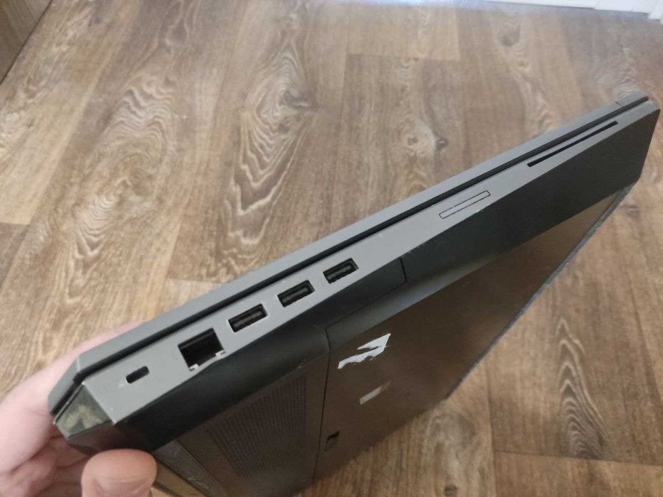 17.3 ZBOOK 17 g6 i5-8400H\32gb DDR4\Quadro p2000 4gb\800 gb SSD