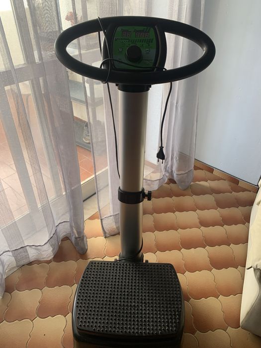 Máquina de fitness vibratória