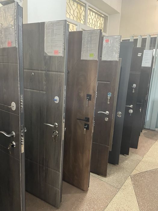 Распродажа входных дверей,дешево !