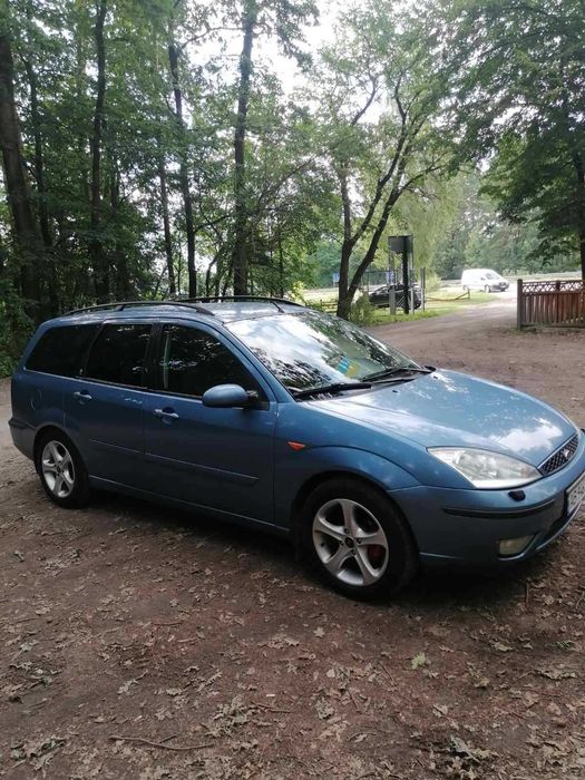 Автомобіль Ford focus