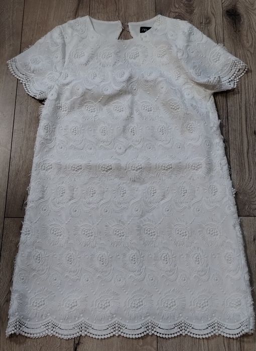 ZARA piękna sukienka z gipiury, haft, obłędna - nowa!