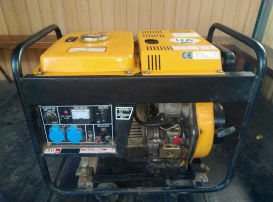 Дизельний генератор Forte FGD6500E3