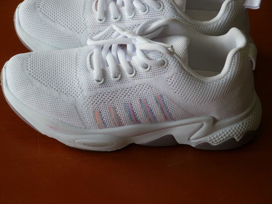 Adidasy damskie numer 38