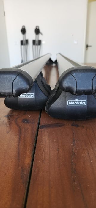 Barras de Tejadilho + 4 Pés para barra