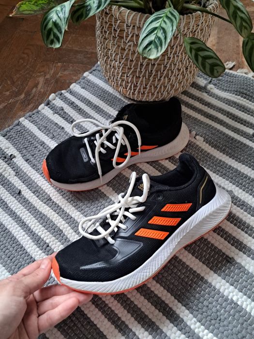 Кросівки Adidas оригінал