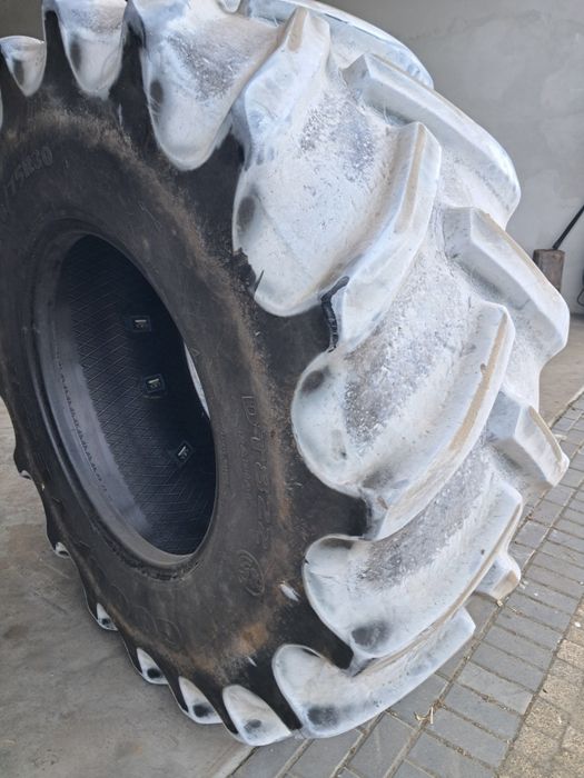 Opony goodyear od kombajnu claas mega
