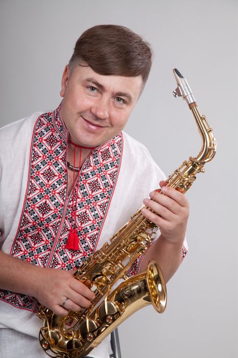 Саксофонист профи