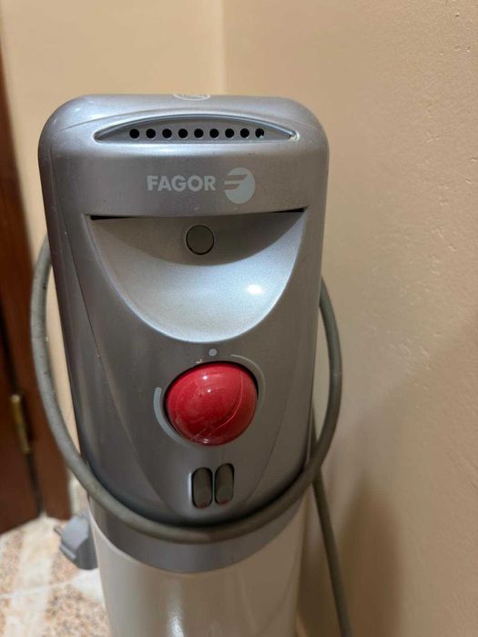 Aquecedor Fagor 2500W