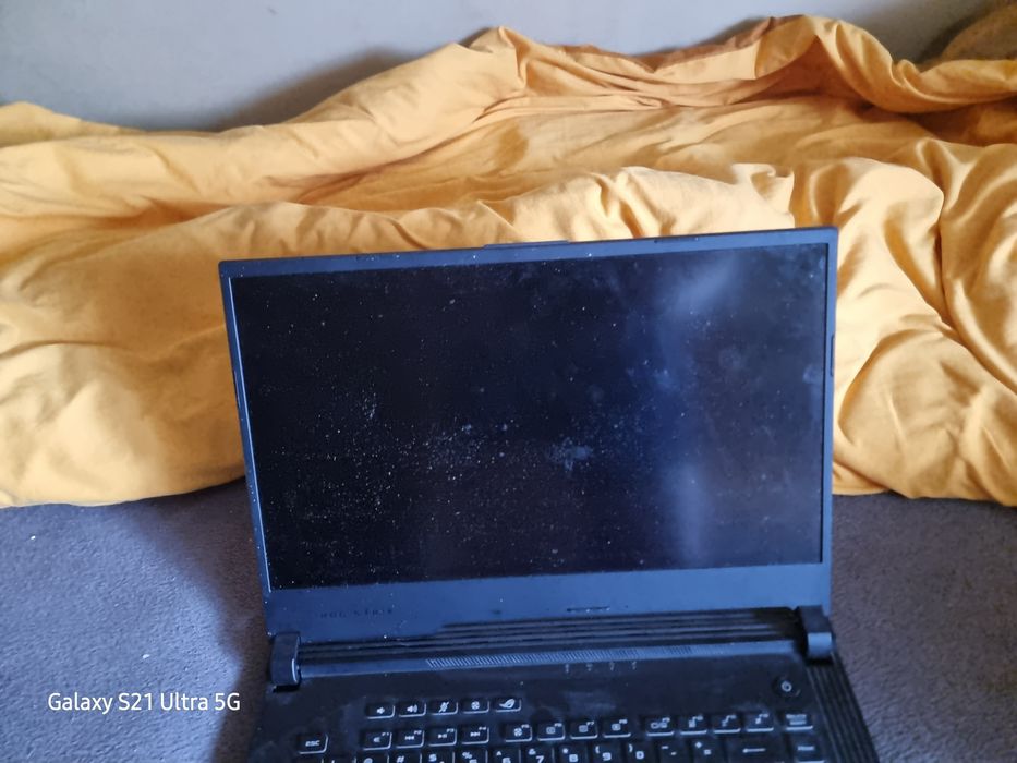 Laptop asus rog strix 15cali