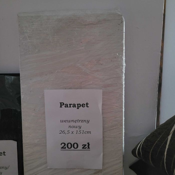 Parapet wewnetrzny bialy